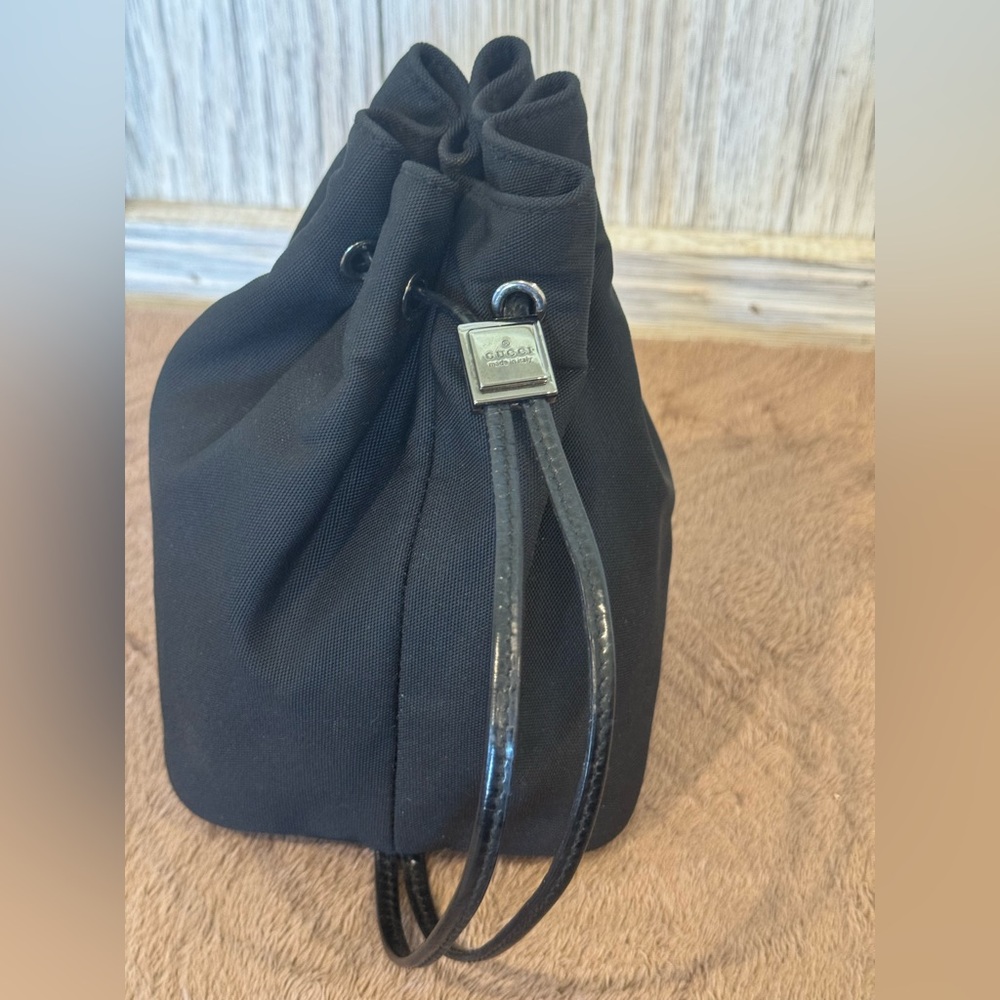 Gucci Authentic Black Nylon Drawstring Pouch w/Leather Handle & Silver Hardware - Picture 2 of 11